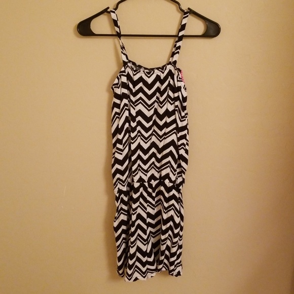 Romper - Picture 2 of 2